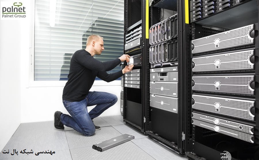 پشتیبانی شبکه شرکتها در تهران؛ از طراحی تا نگهداری حرفهای زیرساخت پشتیبانی شبکه برای شرکتها و سازمانهای فعال در تهران یک نیاز حیاتی است؛ زیرا هرگونه اختلال در شبکه میتواند موجب توقف کار، کاهش راندمان و افزایش ریسکهای امنیتی شود. تیم ما با ارائه مجموعهای کامل از خدمات شبکه، از طراحی و راهاندازی زیرساخت تا نگهداری، مانیتورینگ و رفع اشکال تخصصی، به کسبوکارها کمک میکند شبکهای پایدار، امن و قابلاعتماد داشته باشند. خدمات ارائهشده شامل پشتیبانی سرورها، مدیریت تجهیزات سیسکو و میکروتیک، راهاندازی Firewall، امنیت شبکه، مجازیسازی، کابلکشی استاندارد، رفع اختلال کاربران، مانیتورینگ ۲۴ ساعته، بکاپگیری اصولی و افزایش امنیت سازمانی است.